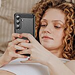 Πλάτη TPU για Samsung Galaxy S26 5G με υφή Carbon Fiber και brushed φινίρισμα σε Μαύρο χρώμα. Ανθεκτική προστασία από OEM.