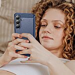 Πλάτη TPU για Samsung Galaxy S26 Plus 5G από OEM σε Μπλε χρώμα με υφή Carbon Fiber και επιφάνεια brushed ανθεκτική στα δακτυλικά αποτυπώματα.